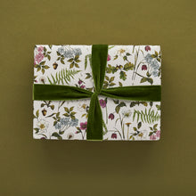 Load image into Gallery viewer, Cottage Garden - Ivory - Gift Wrap