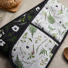 Load image into Gallery viewer, Oven Glove - Wild Meadow